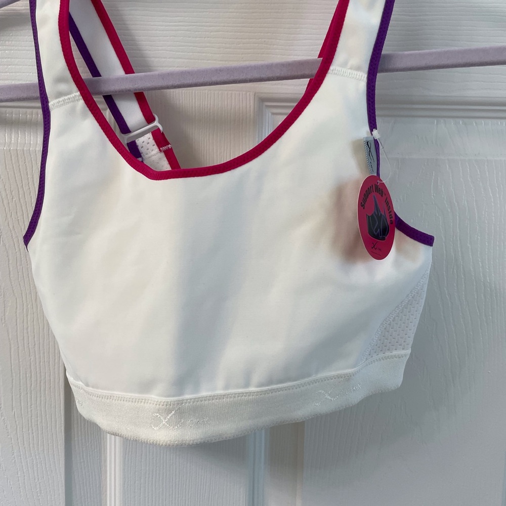 Can-X running bra. 34 b/c NWT